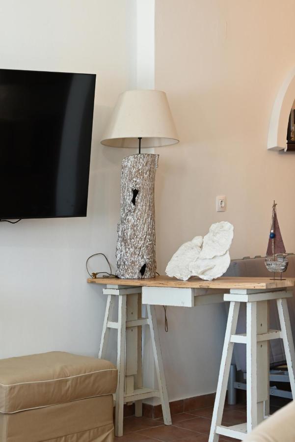 Gtk Santorini House